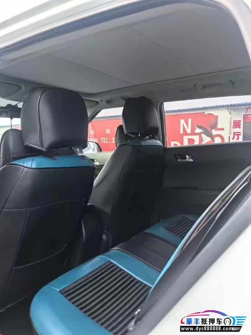 16年现代ix25轿车抵押车出售