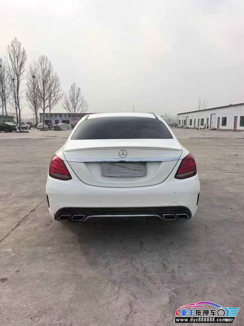 18年奔驰C轿车抵押车出售