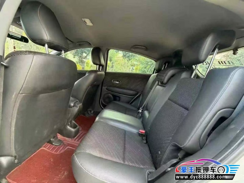 18年本田XRV轿车抵押车出售