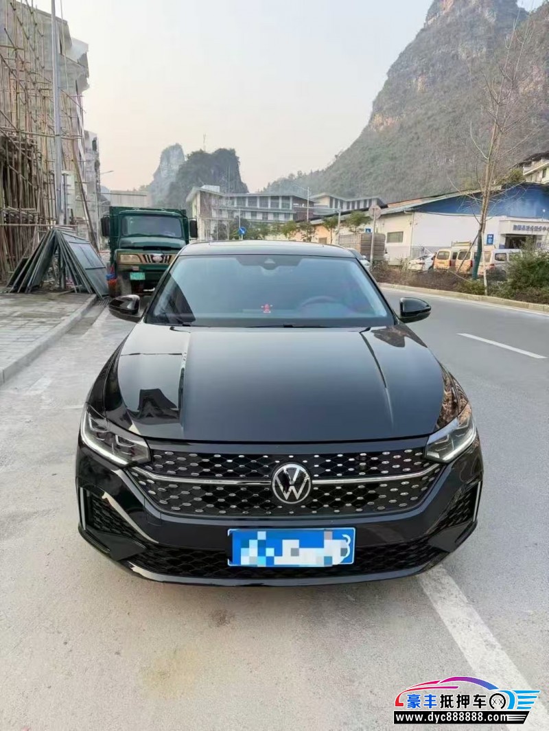 抵押车出售24年大众朗逸轿车