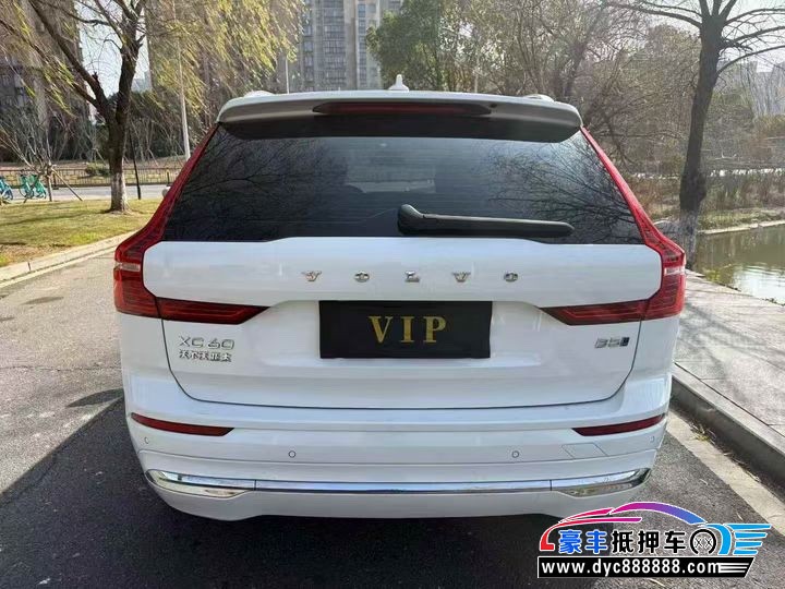 23年沃尔沃XC60轿车抵押车出售