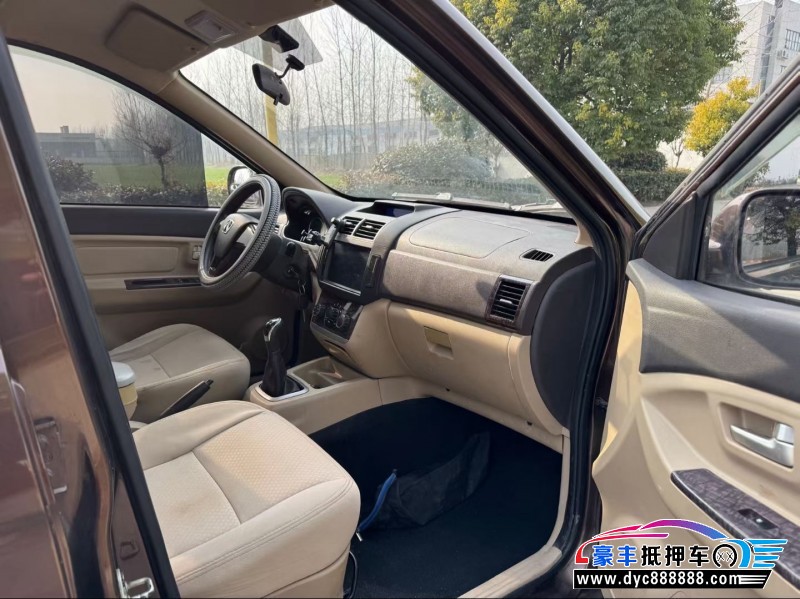 16年北汽威旺M30轿车抵押车出售