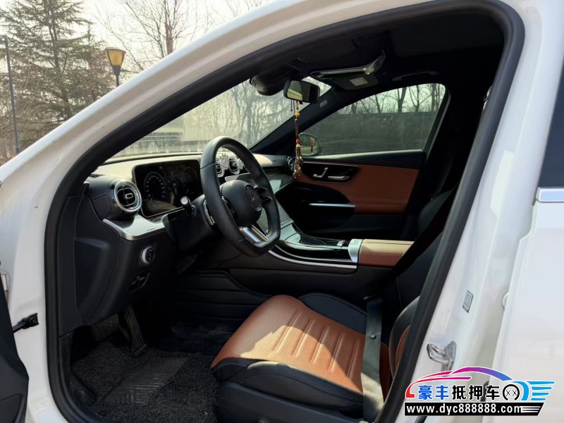 22年奔驰C轿车抵押车出售