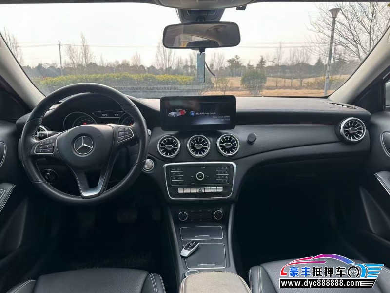 19年奔驰GLA轿车抵押车出售