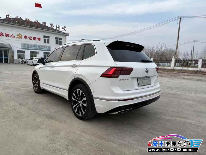 20年大众途观轿车抵押车出售