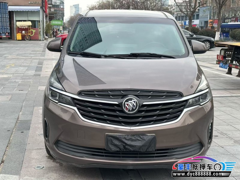 抵押车出售21年别克GL8轿车