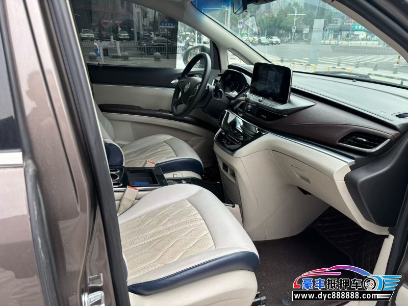 21年别克GL8轿车抵押车出售