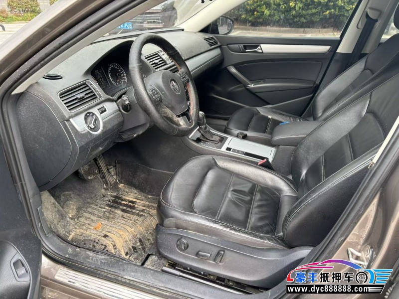 15年大众帕萨特轿车抵押车出售