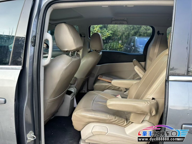 22年别克GL8轿车抵押车出售