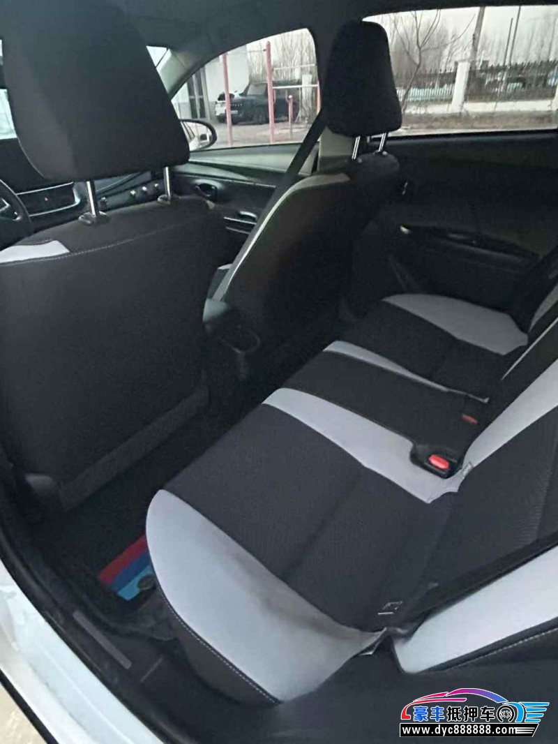 21年丰田YARiS L 致炫轿车抵押车出售