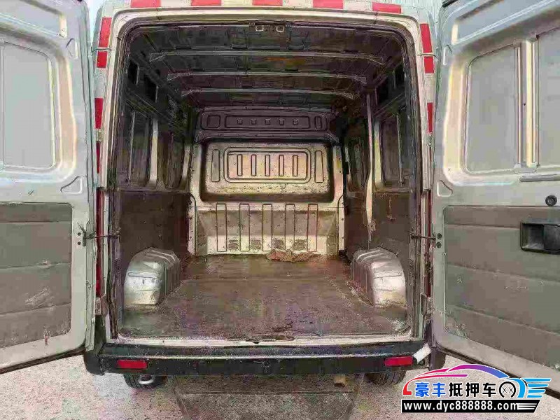 20年东风御风轿车抵押车出售