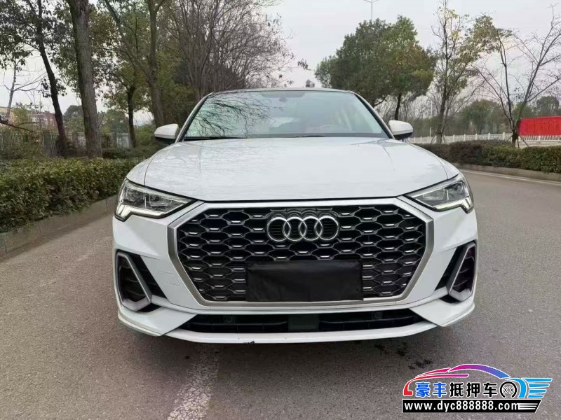 抵押车出售20年奥迪Q3轿车