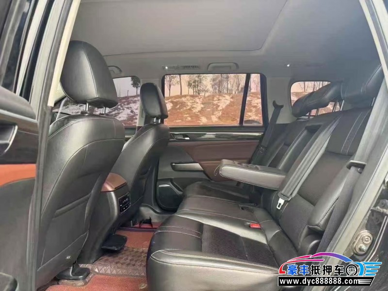 17年传祺GS8轿车抵押车出售