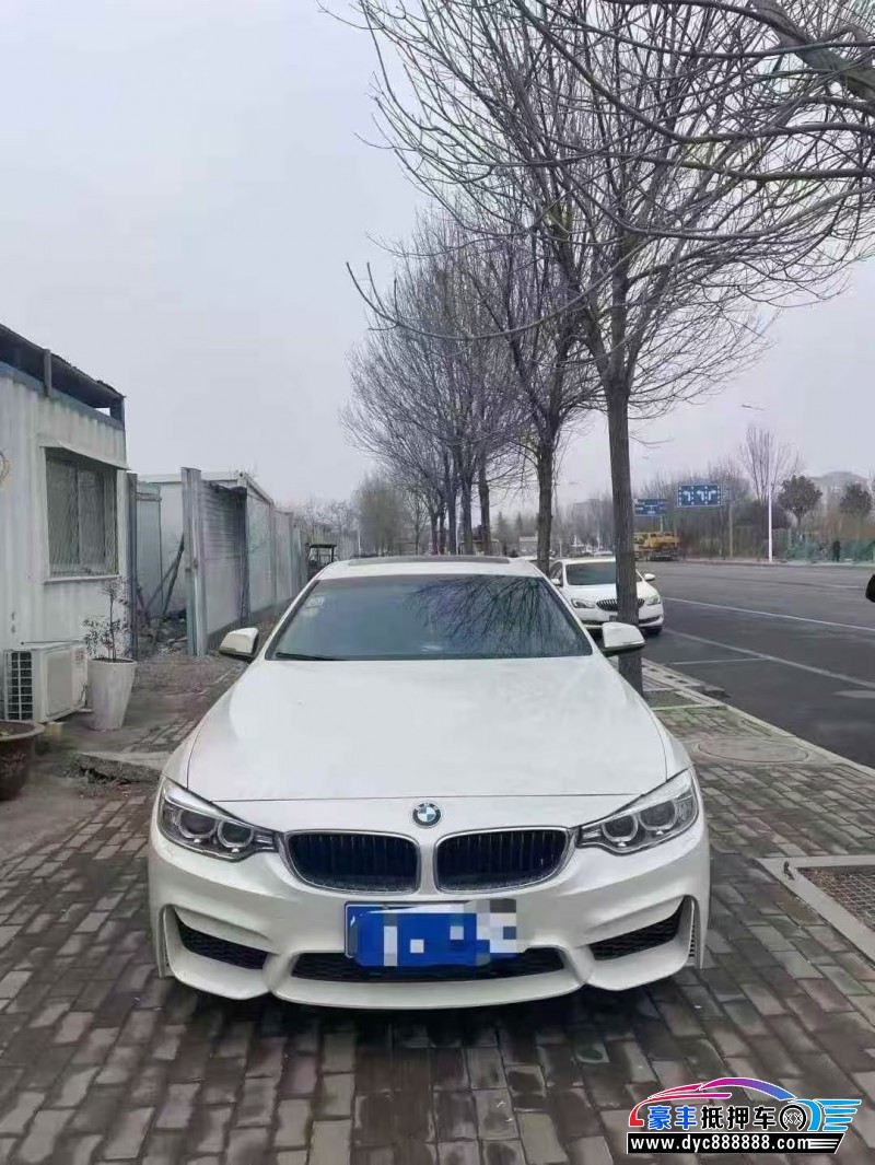 抵押车出售16年宝马4系轿车