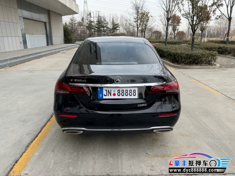 23年奔驰E轿车抵押车出售