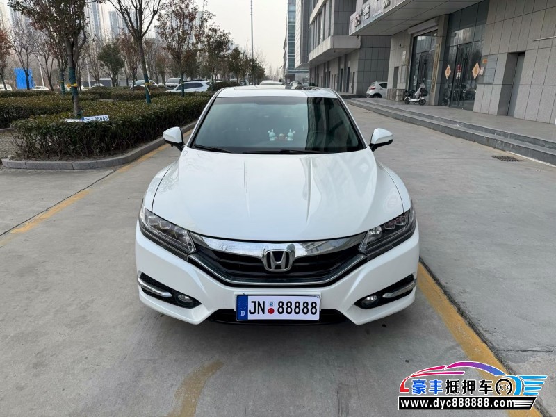 抵押车出售16年本田思铂睿轿车