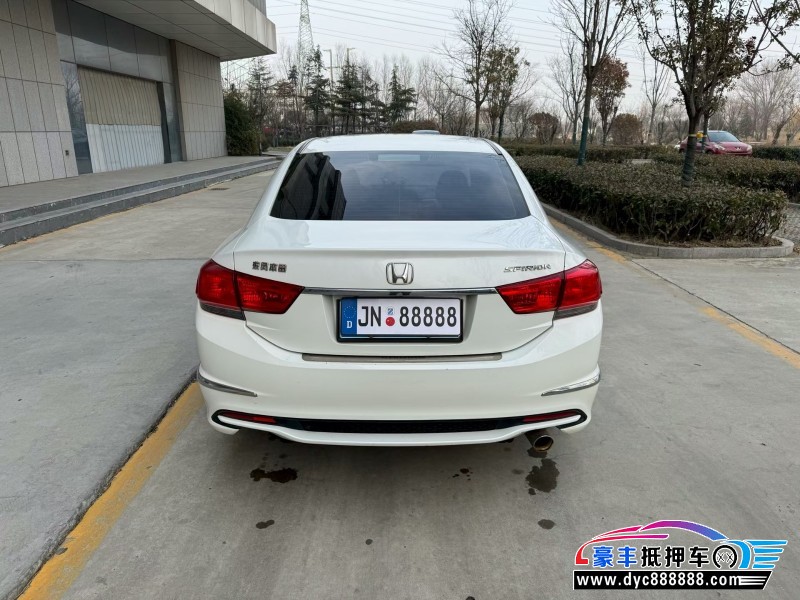 16年本田思铂睿轿车抵押车出售