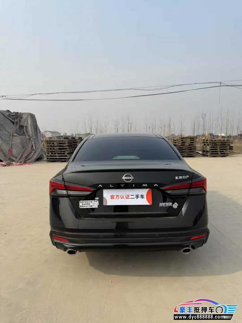 24年日产天籁轿车抵押车出售