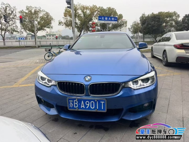 抵押车出售16年宝马4系轿车