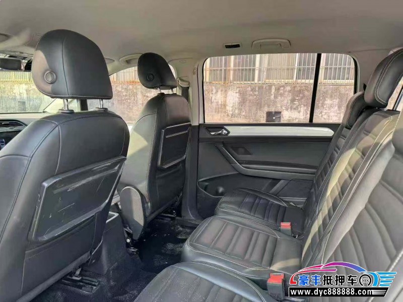 19年大众途安轿车抵押车出售