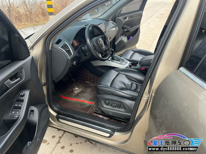 12年奥迪Q5轿车抵押车出售