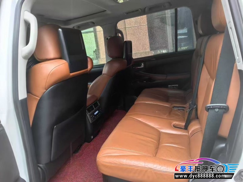 14年雷克萨斯LX轿车抵押车出售