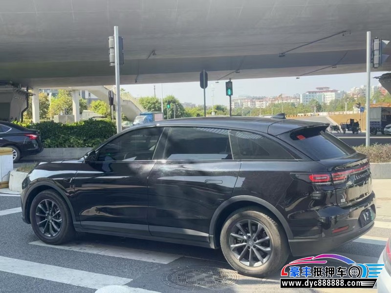 24年零跑C11轿车抵押车出售