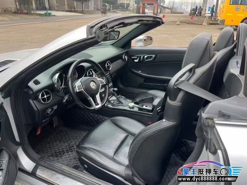 13年奔驰SLK轿车抵押车出售