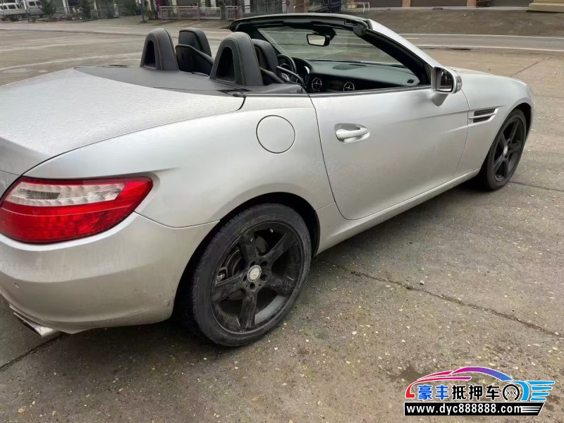 13年奔驰SLK轿车抵押车出售