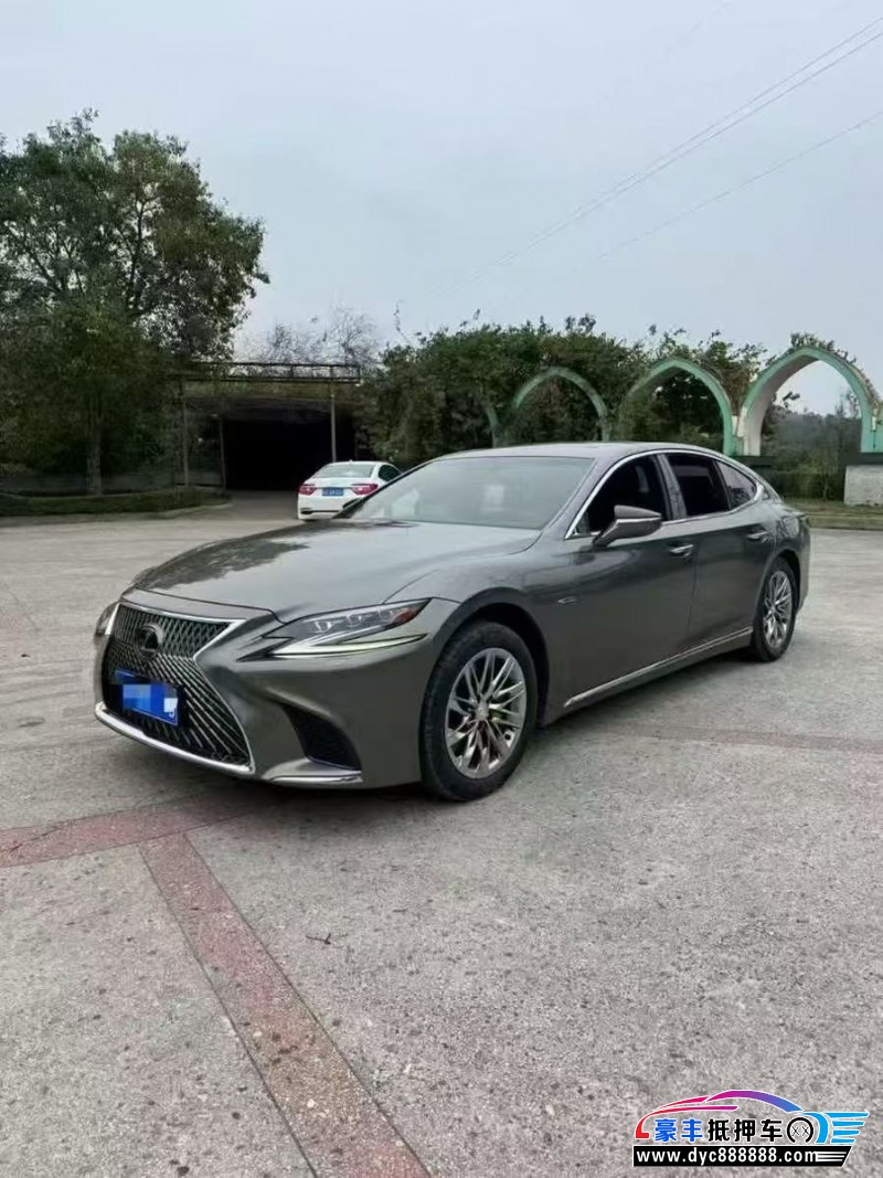 18年雷克萨斯LS轿车抵押车出售