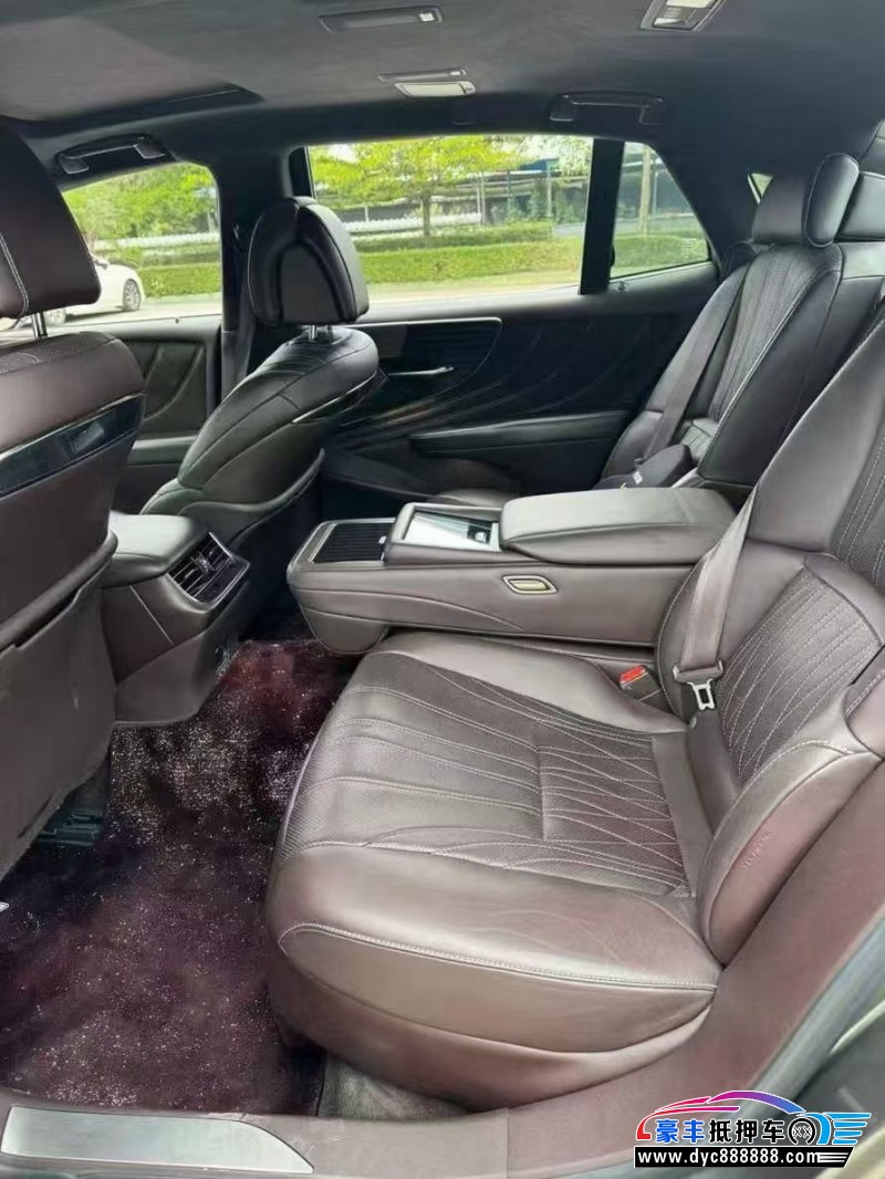 18年雷克萨斯LS轿车抵押车出售