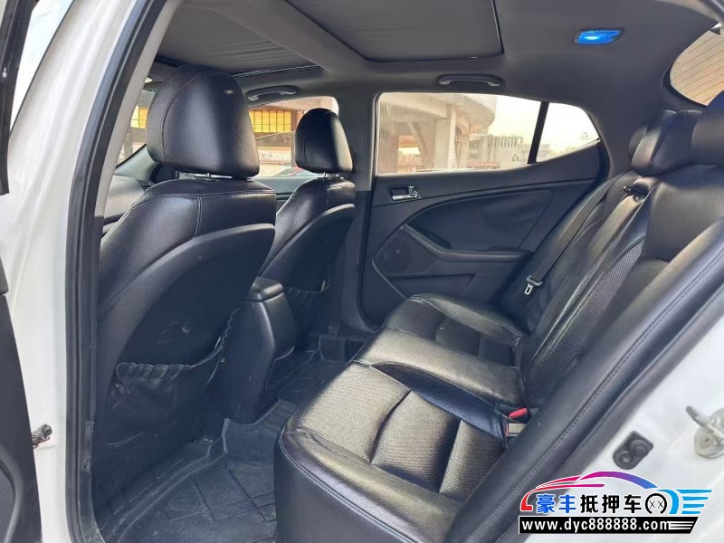 15年起亚K5轿车抵押车出售