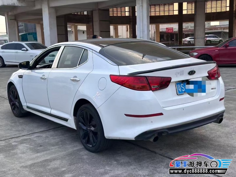 15年起亚K5轿车抵押车出售