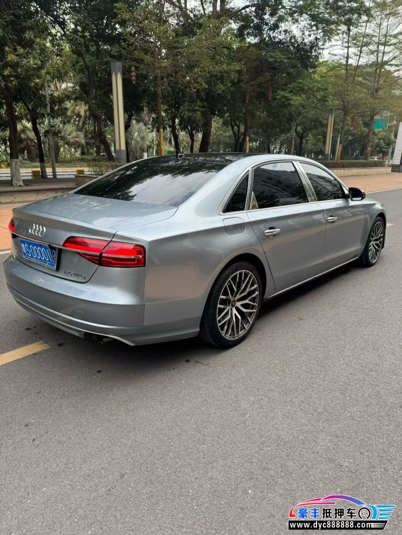 12年奥迪A8L轿车抵押车出售