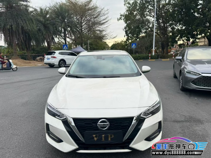 22年日产轩逸轿车抵押车出售