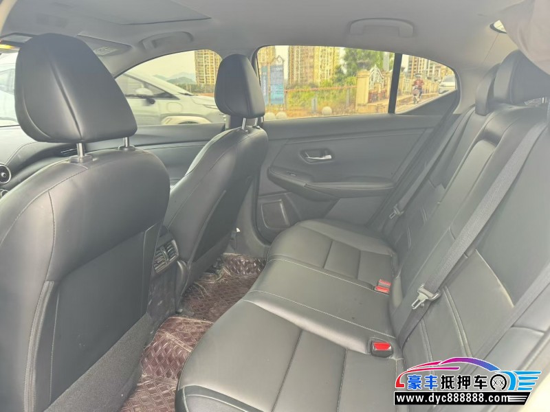 22年日产轩逸轿车抵押车出售