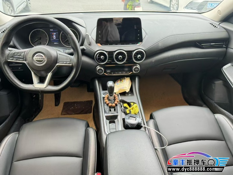 22年日产轩逸轿车抵押车出售