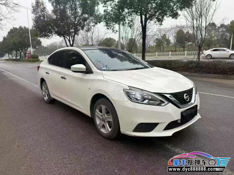 22年日产轩逸轿车抵押车出售