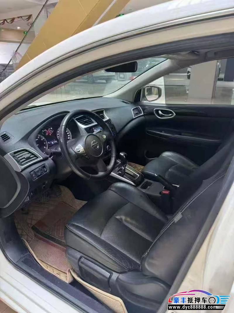 19年日产轩逸轿车抵押车出售