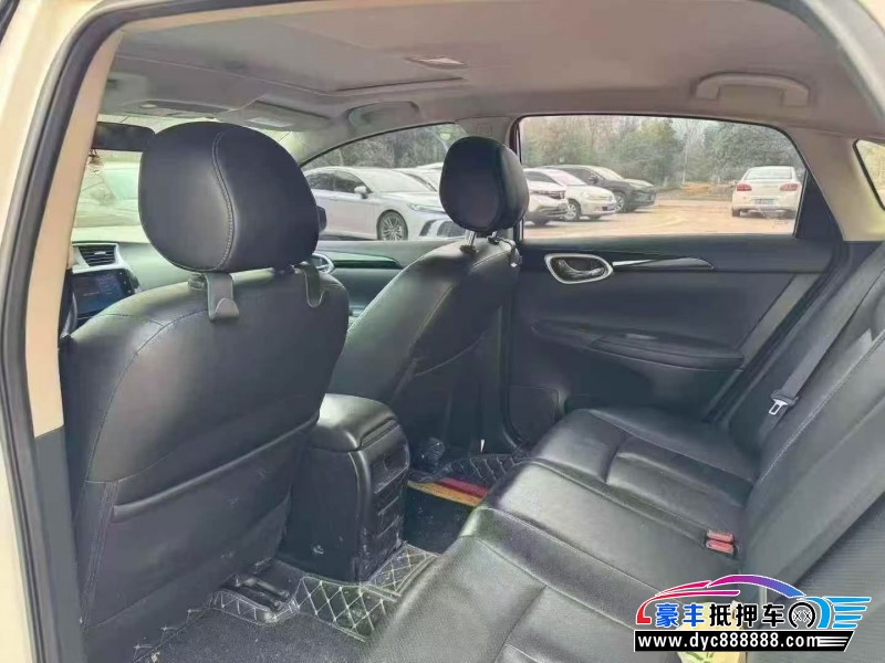 19年日产轩逸轿车抵押车出售