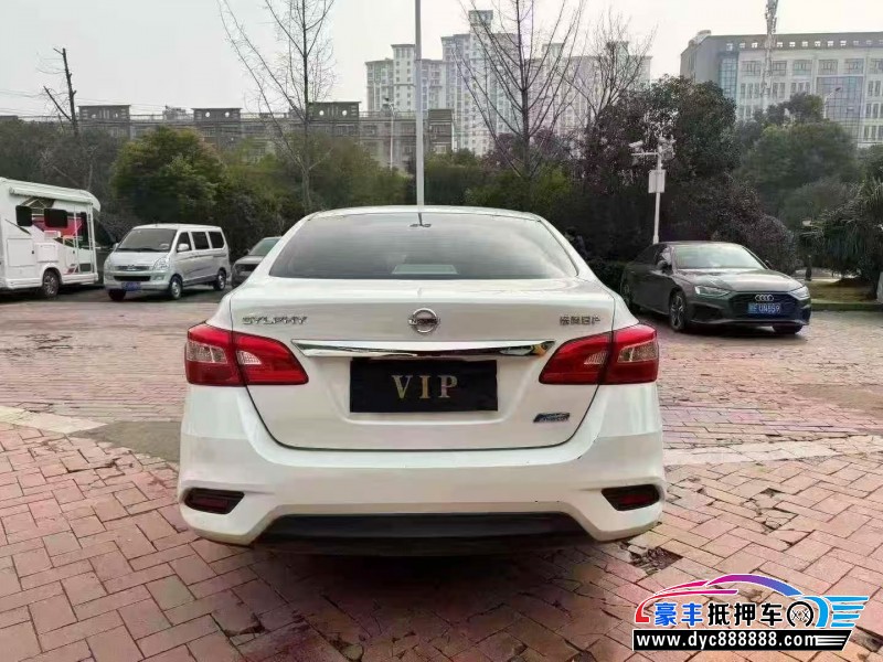 19年日产轩逸轿车抵押车出售