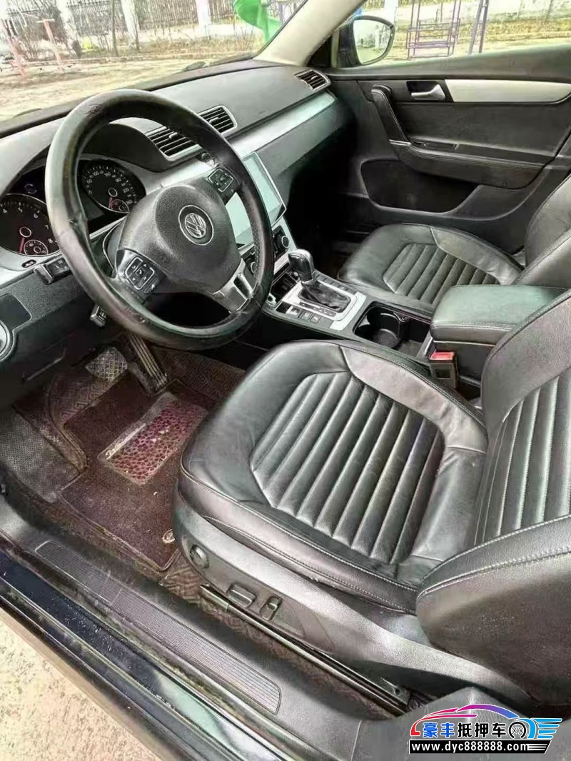 20年日产轩逸轿车抵押车出售