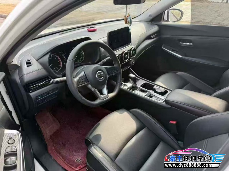 22年日产轩逸轿车抵押车出售