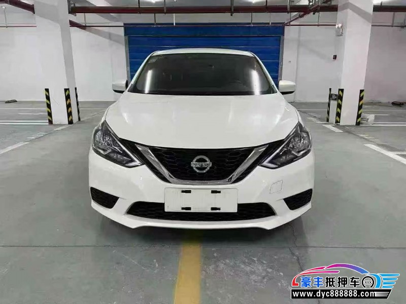 抵押车出售21年日产轩逸轿车