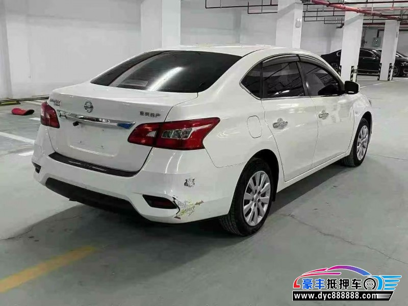 21年日产轩逸轿车抵押车出售