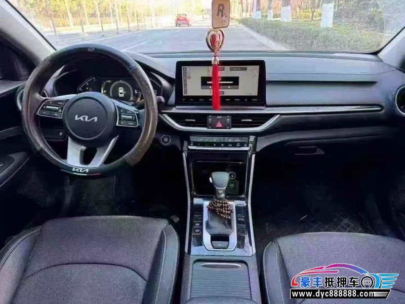 23年起亚K3轿车抵押车出售