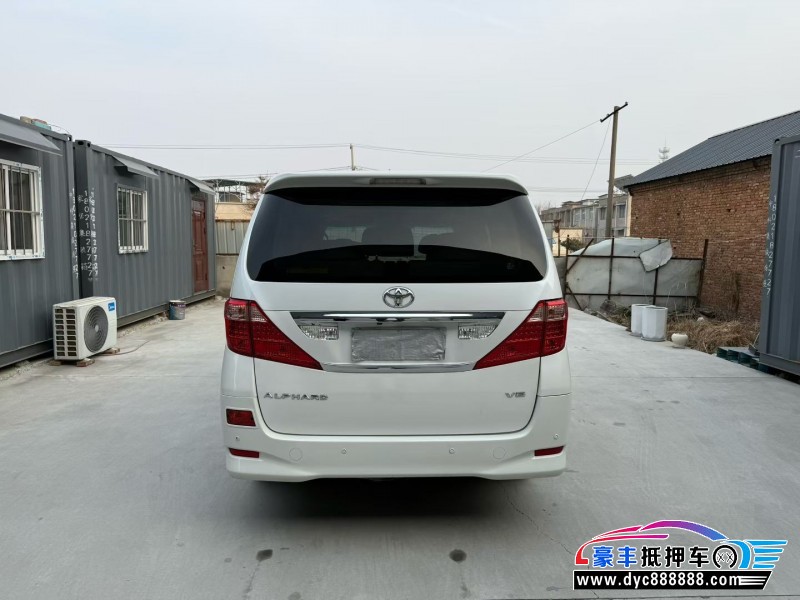 11年丰田埃尔法轿车抵押车出售