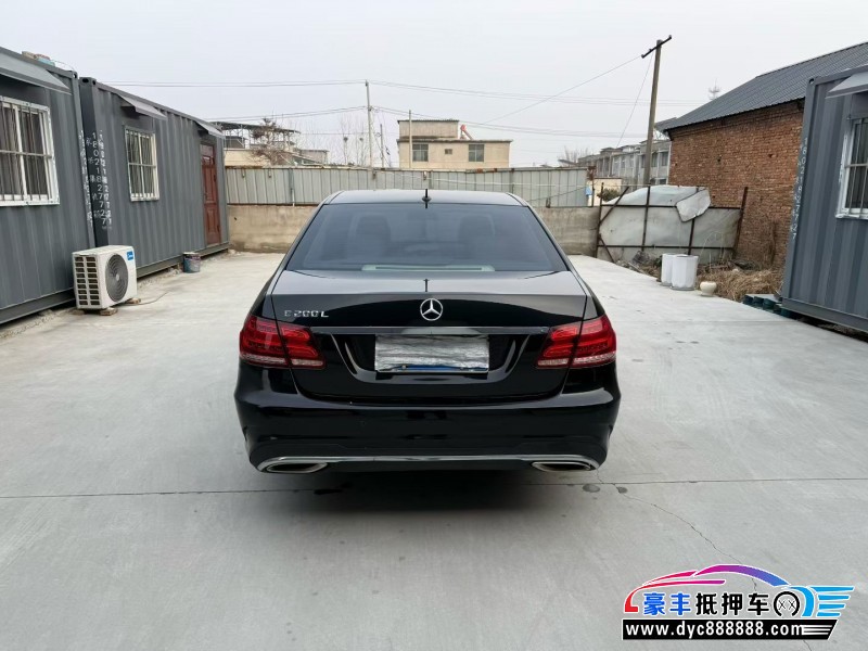 16年奔驰E轿车抵押车出售