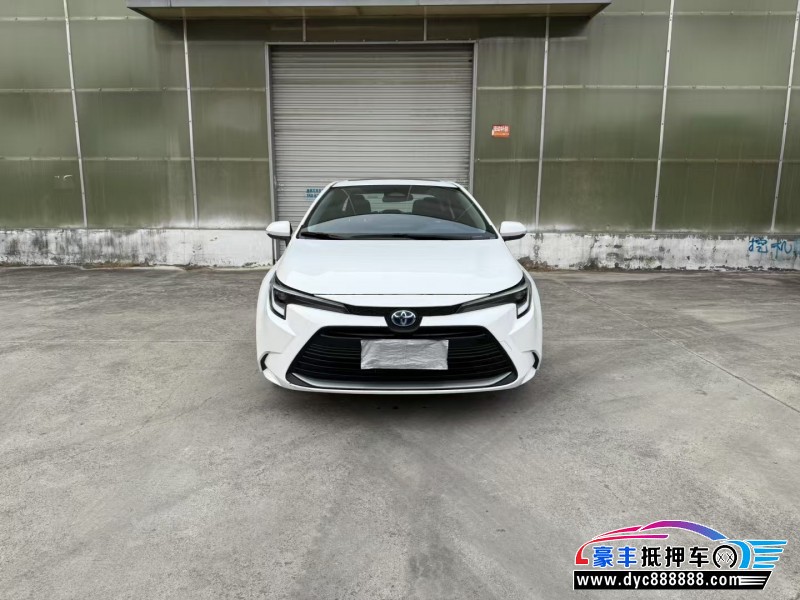 抵押车出售23年丰田雷凌轿车