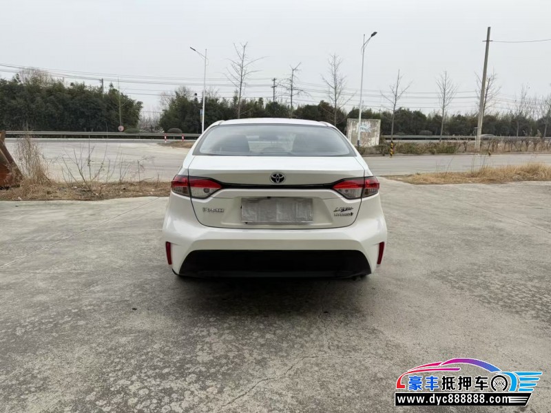 23年丰田雷凌轿车抵押车出售